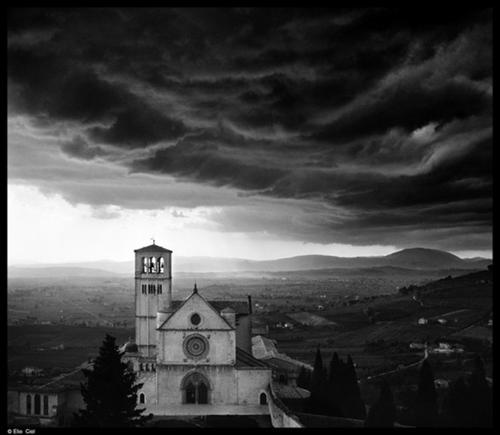 Basilica nella nebbia - Assisi